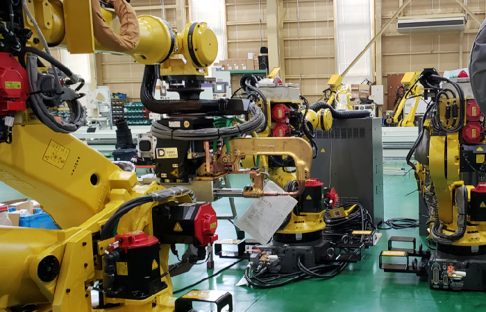 産業 用 ロボット 産業用ロボットにはどんな種類がある 主な6タイプの特徴を解説